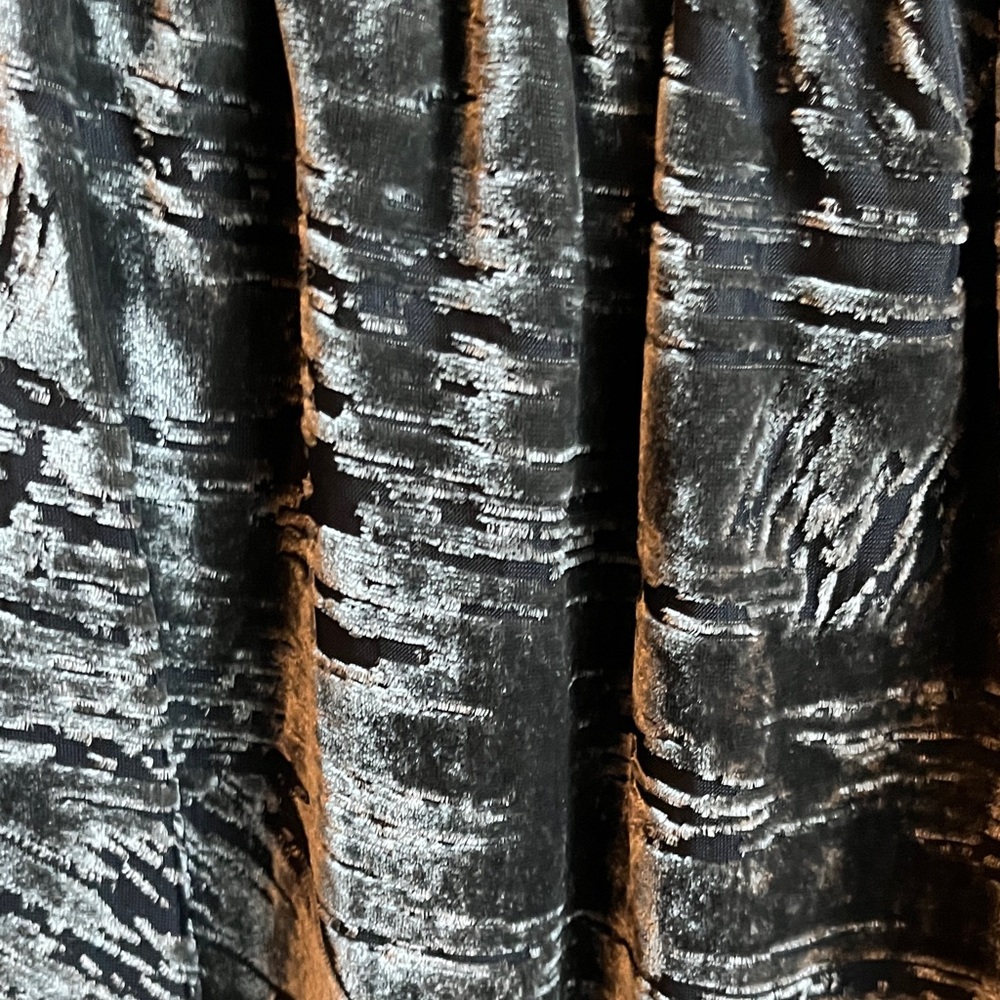 Elegant Black and Gray faux crushed velvet Women's Skirt - Picture 4 of 4